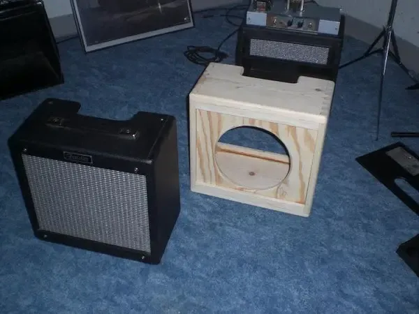 13 DIY Guitar Speaker Cabinet Plans You Can Build - Handy Keen