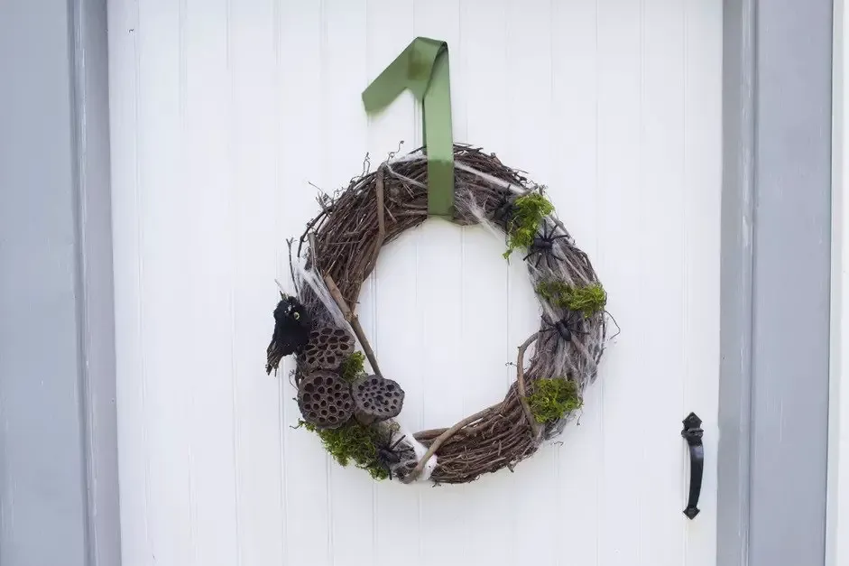 How To Make A Halloween Wreath