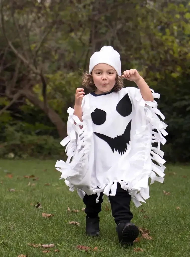 No-Sew Cute Ghost Costume
