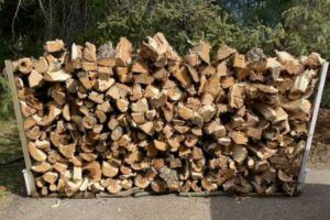 How Much Is A 1/4 Cord Of Wood?