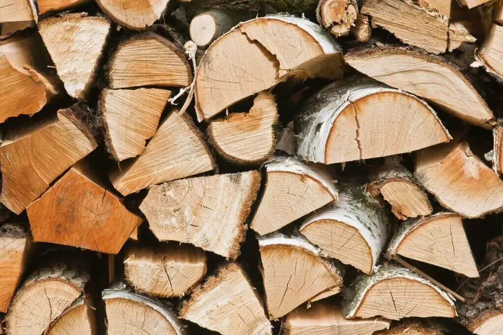 Signs Of A Well-Seasoned Firewood