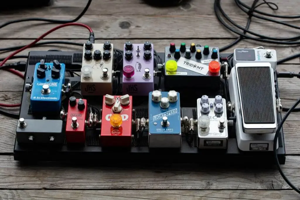 18 DIY Pedalboard Plans And Ideas Handy Keen