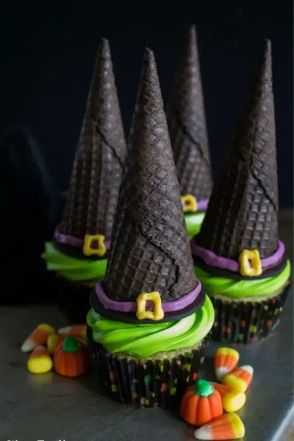 Easy Witch’s Hat Cupcakes