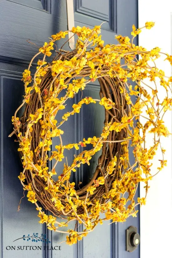 DIY Front Door Fall Branch Wreath