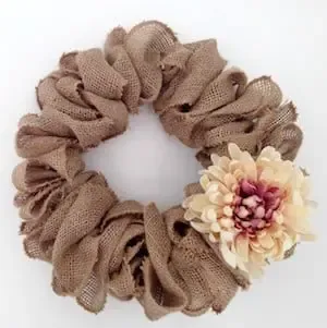 Easiest Burlap Wreath