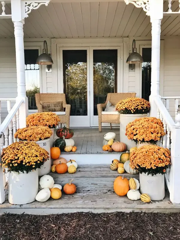 Eclectic Pumpkin Fall Porch