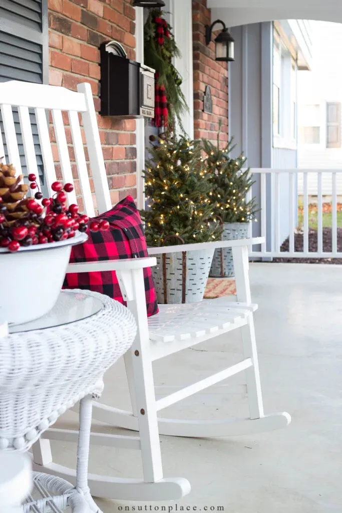Festive And Frugal Christmas Porch Decor