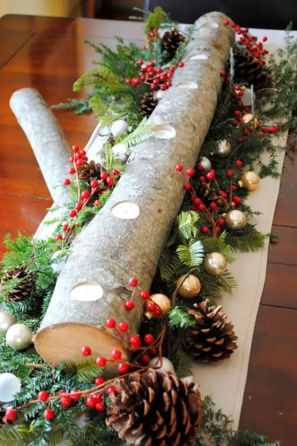Holiday Log Table Decorations