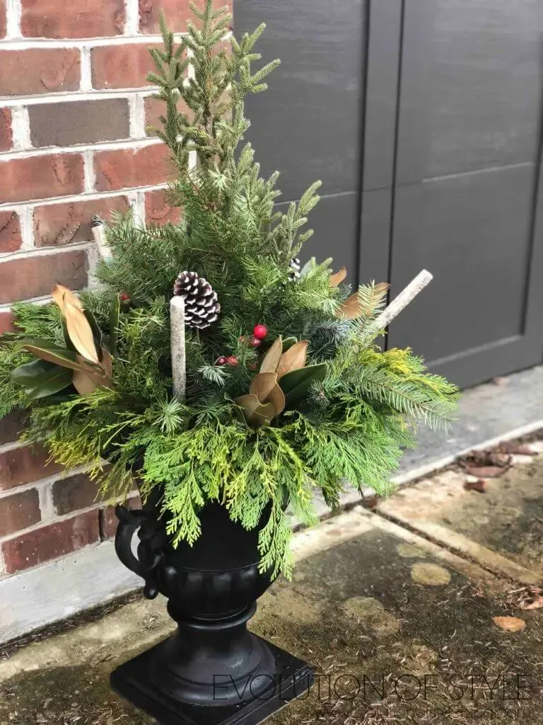 Make Winter Pots By Evolution of Style
