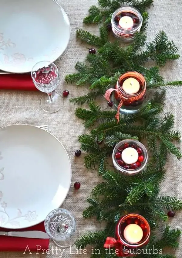 Simple and Pretty Christmas Centrepieces