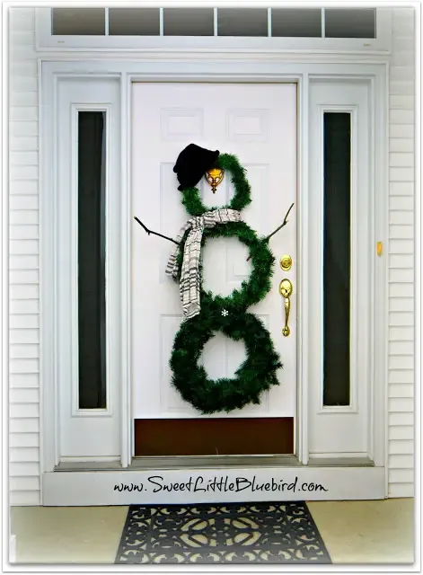 Versatile Snowman Wreath For Winter Decor